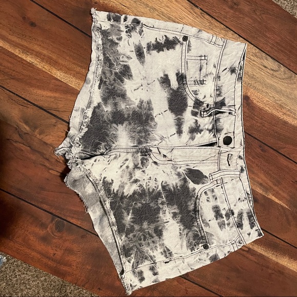 Mossimo High Rise Shorts 🔥🖤 - Picture 6 of 6